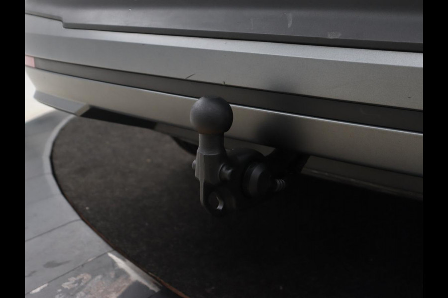 Škoda ENYAQ iV 80 | Trekhaak | Camera | Stuurverwarming | Carplay | Navigatie | 19'' | Full LED | Cruise control | Half leder | Parkeerhulp | Climate control