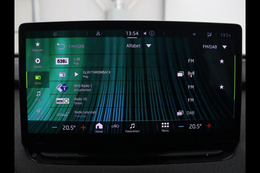 Škoda ENYAQ iV 80 | Trekhaak | Camera | Stuurverwarming | Carplay | Navigatie | 19'' | Full LED | Cruise control | Half leder | Parkeerhulp | Climate control