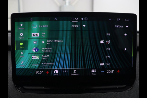 Škoda ENYAQ iV 80 | Trekhaak | Camera | Stuurverwarming | Carplay | Navigatie | 19'' | Full LED | Cruise control | Half leder | Parkeerhulp | Climate control