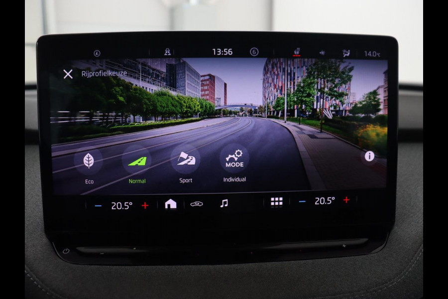 Škoda ENYAQ iV 80 | Trekhaak | Camera | Stuurverwarming | Carplay | Navigatie | 19'' | Full LED | Cruise control | Half leder | Parkeerhulp | Climate control