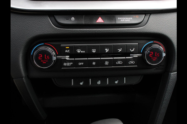 Kia Xceed 1.6 GDi PHEV DynamicLine | DEMO ! | Navigatie | Camera | Climate Control | Cruise control adaptive | Lane assist | Lichtmetalen Velgen | Stoelverwarming