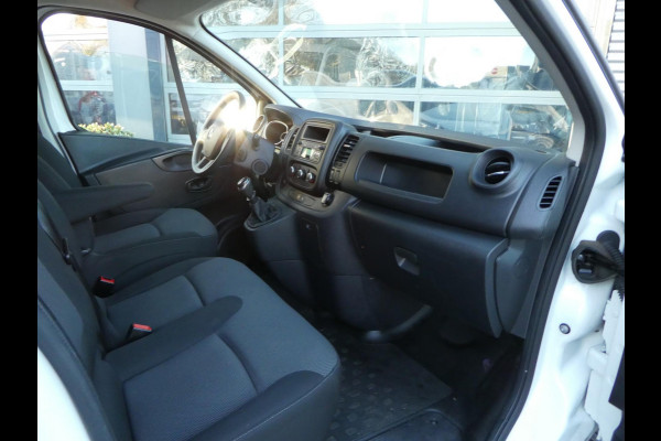Renault Trafic 2.0 dCi 120 L2H1 lang airco 3 zits