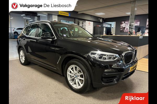 BMW X3 XDrive30e eDrive Edition / Panorama-dak / trekhaak / leder / head-up