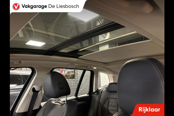 BMW X3 XDrive30e eDrive Edition / Panorama-dak / trekhaak / leder / head-up