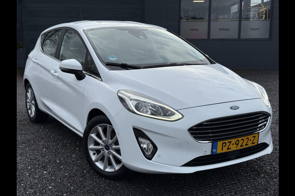 Ford Fiesta 1.0 EcoBoost Titanium 2e Eigenaar,Camera,Navi,Clima,Cruise,6 Bak,Lm velgen,Pdc V+A,N.A.P,102pk,B&O Soundsystem,Weinig km,Zeer Zuinig,Apk tot 11-2026