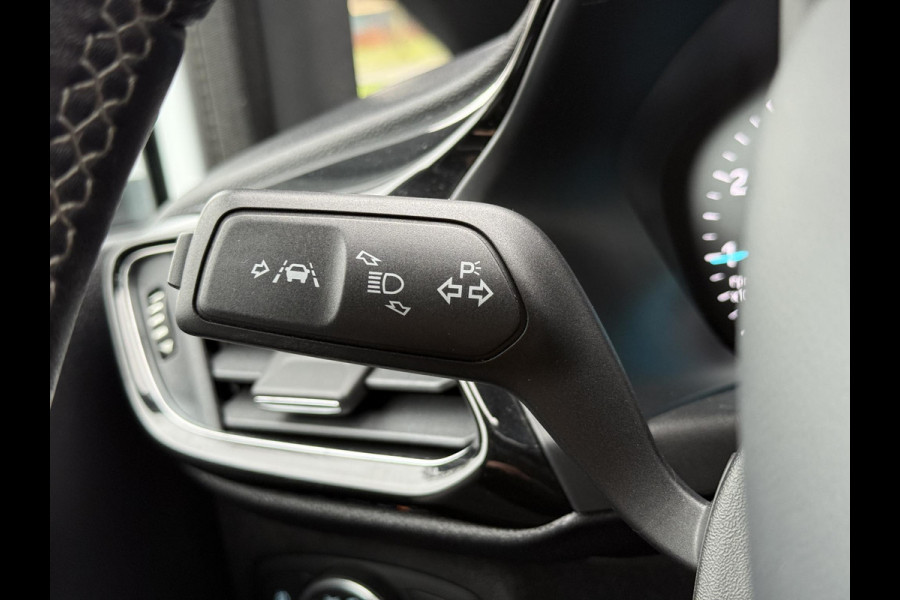 Ford Fiesta 1.0 EcoBoost Titanium 2e Eigenaar,Camera,Navi,Clima,Cruise,6 Bak,Lm velgen,Pdc V+A,N.A.P,102pk,B&O Soundsystem,Weinig km,Zeer Zuinig,Apk tot 11-2026
