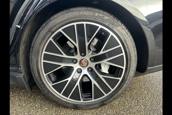 Porsche Taycan Performance 84 kWh BOSE | STUURWIEL+STOELVERWARMING | SPORtCHRONO | ADAPTIVE CRUISE | PORSCHE ONDERHOUDEN |12mnd BOVAG GARANTIE