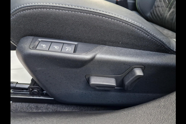 Peugeot 2008 1.2 EAT8 130Pk GT Line /Pano /Elek stoel /Stoelverwarming