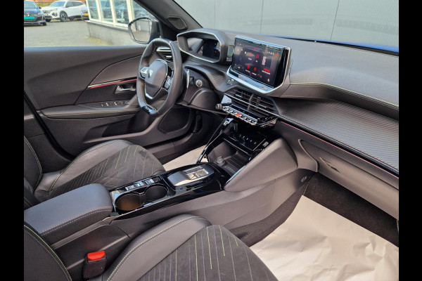 Peugeot 2008 1.2 EAT8 130Pk GT Line /Pano /Elek stoel /Stoelverwarming