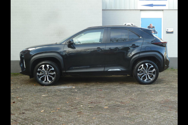 Toyota Yaris Cross 1.5 Hybrid 115 First Edition|Stoel/Stuurverwarming|Adaptive-Cruise|Keyless-Entry/Go|Lane-Assist