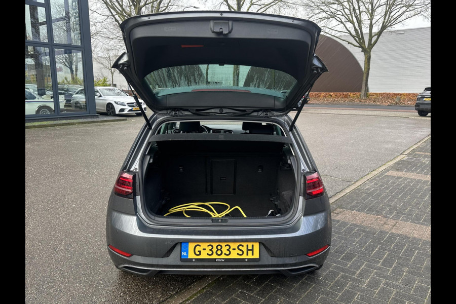 Volkswagen e-Golf E-DITION STOELVERWARMING | KEYLESS ENTRY | DEALER ONDERHOUDEN | RIJKLAARPRIJS