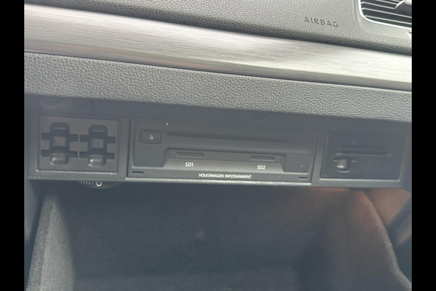 Volkswagen e-Golf E-DITION STOELVERWARMING | KEYLESS ENTRY | DEALER ONDERHOUDEN | RIJKLAARPRIJS