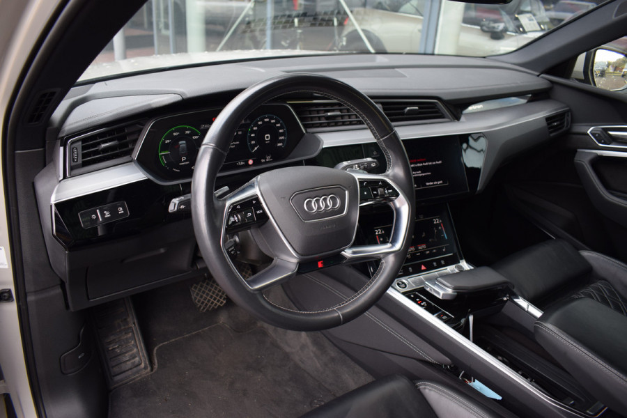 Audi e-tron 55 quattro S edition 95 kWh | 2x S-Line | RS Stoelen | Pano | B&O | Stoelverw.