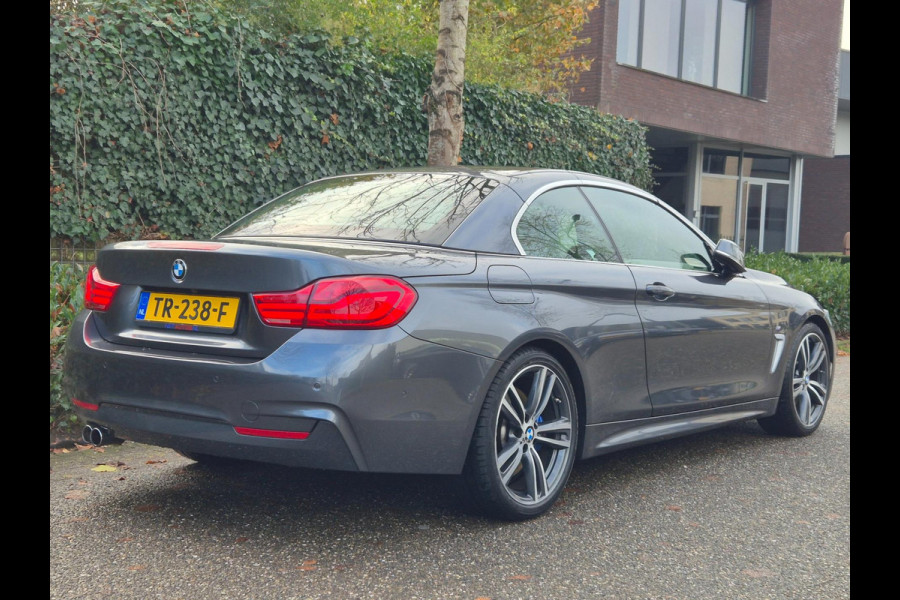 BMW 4 Serie Cabrio 330i M Sport Apple CarPlay 6WB Dig. DASH Elk.Stoelen Line Assist Dodehoek Camera 430i High Executive