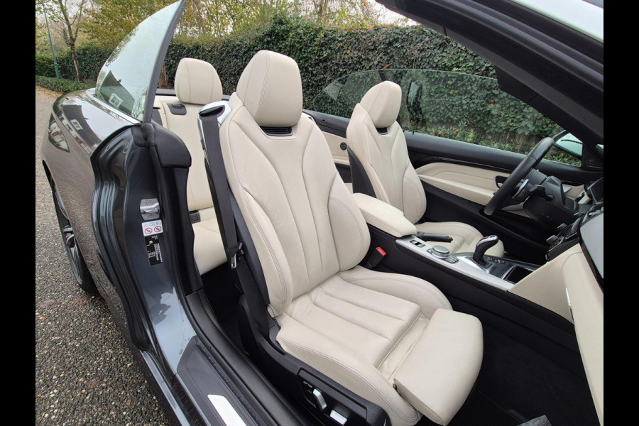 BMW 4 Serie Cabrio 330i M Sport Apple CarPlay 6WB Dig. DASH Elk.Stoelen Line Assist Dodehoek Camera 430i High Executive