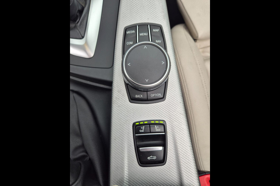 BMW 4 Serie Cabrio 330i M Sport Apple CarPlay 6WB Dig. DASH Elk.Stoelen Line Assist Dodehoek Camera 430i High Executive