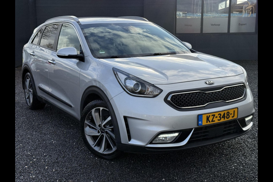 Kia Niro 1.6 GDi Hybrid SportsLine 2e Eigenaar,Camera,Navi,Leder,Clima,Cruise,Stoelverw.Stuurverw.Stoelventilatie,Pdc,Lm velgen,N.A.P,Nieuwe Apk bij Aflevering