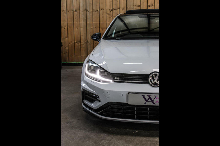 Volkswagen Golf 2.0 TSI 4Motion R *Akra*Pano*DCC*Dynaudio*Camera*leder*