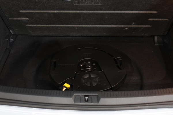 Volkswagen Golf 2.0 TSI 4Motion R *Akra*Pano*DCC*Dynaudio*Camera*leder*