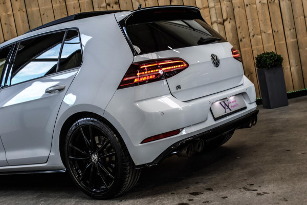 Volkswagen Golf 2.0 TSI 4Motion R *Akra*Pano*DCC*Dynaudio*Camera*leder*