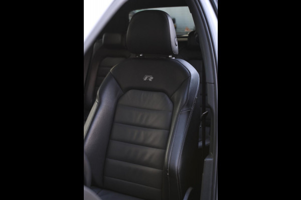 Volkswagen Golf 2.0 TSI 4Motion R *Akra*Pano*DCC*Dynaudio*Camera*leder*