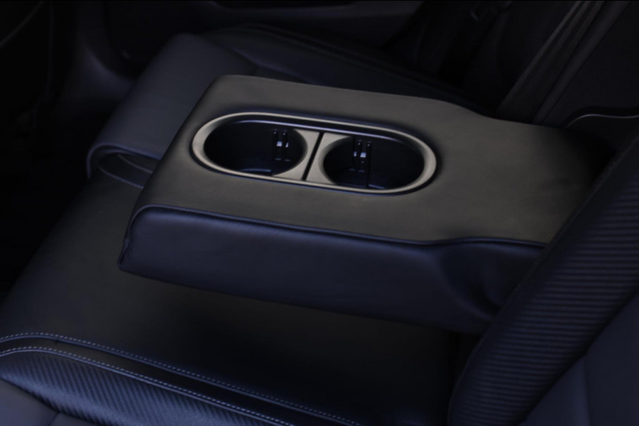 Volkswagen Golf 2.0 TSI 4Motion R *Akra*Pano*DCC*Dynaudio*Camera*leder*