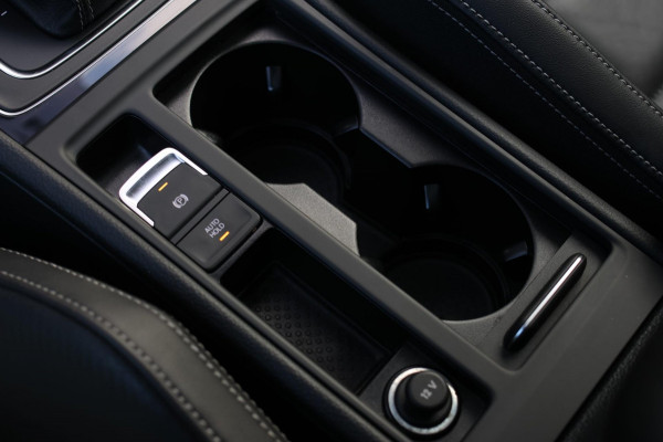 Volkswagen Golf 2.0 TSI 4Motion R *Akra*Pano*DCC*Dynaudio*Camera*leder*