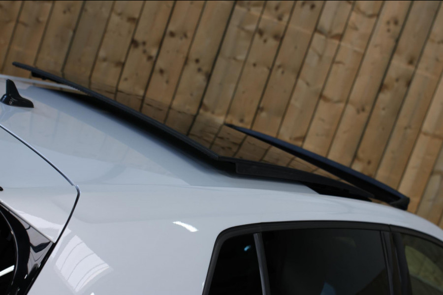 Volkswagen Golf 2.0 TSI 4Motion R *Akra*Pano*DCC*Dynaudio*Camera*leder*