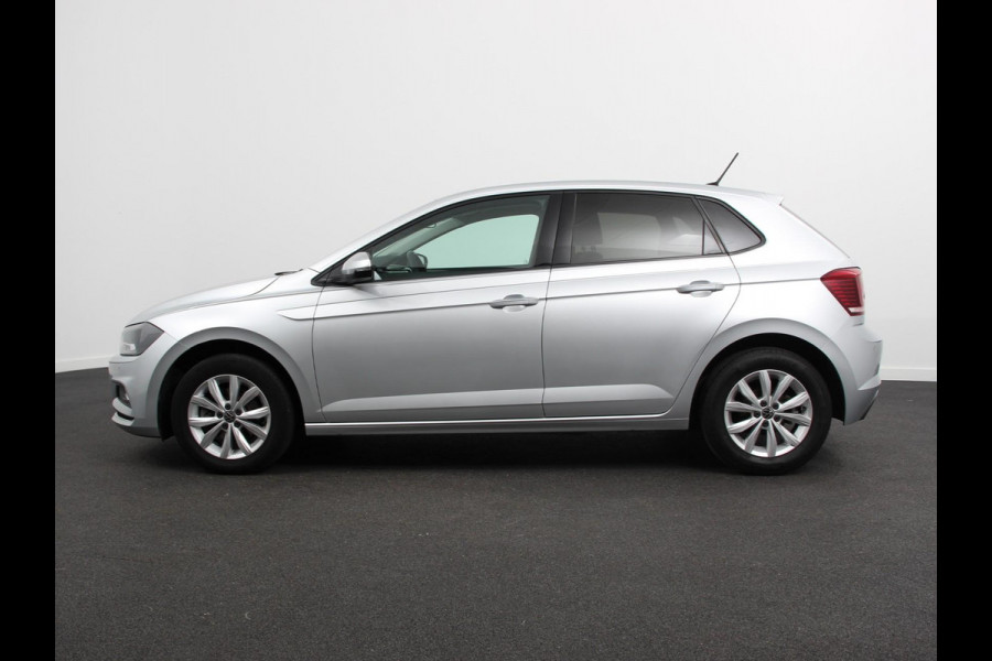 Volkswagen Polo 1.0 TSI 110pk Highline | Navigatie | Apple Carplay/Android Auto | Parkeersensoren | Adaptive cruise control | Stoelverwarming | Getinte ramen | Climatronic