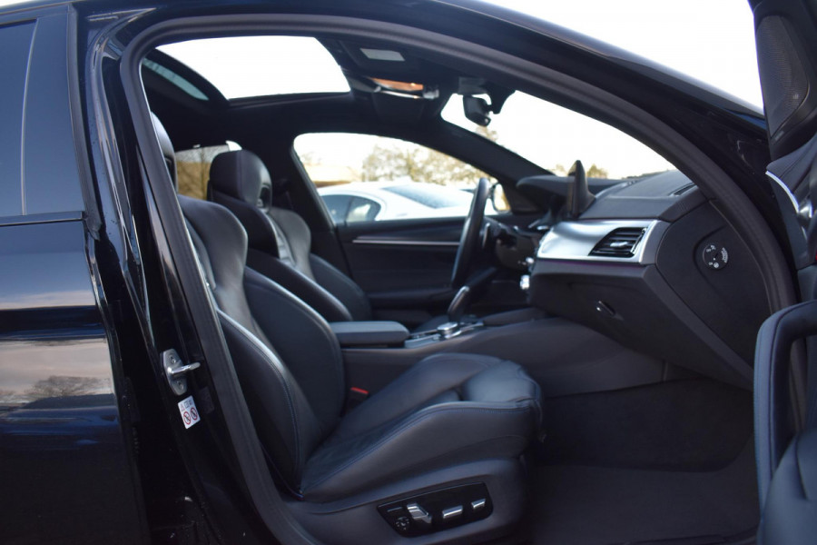 BMW 5 Serie 530e Business Edition Plus M-Pakket HUD Pano Kuipstoelen ACC H&K