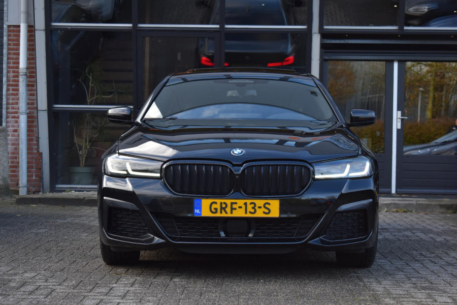 BMW 5 Serie 530e Business Edition Plus M-Pakket HUD Pano Kuipstoelen ACC H&K