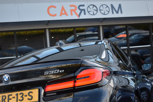 BMW 5 Serie 530e Business Edition Plus M-Pakket HUD Pano Kuipstoelen ACC H&K