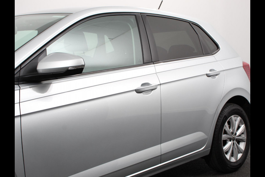 Volkswagen Polo 1.0 TSI 110pk Highline | Navigatie | Apple Carplay/Android Auto | Parkeersensoren | Adaptive cruise control | Stoelverwarming | Getinte ramen | Climatronic