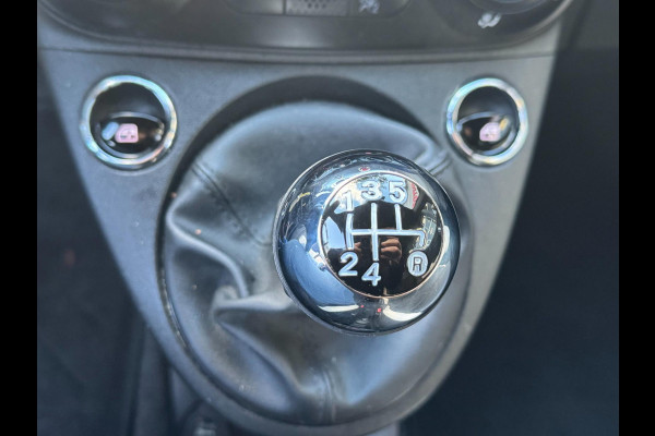 Fiat 500 SPORT 1.2 Fire - Apple Carplay / Navigatie I Airco I Sport & Spoiler pakket I PDC I Xenon I Dealer onderhouden