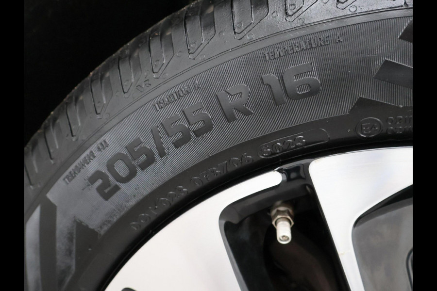 Kia Ceed Sportswagon 1.6 GDI PHEV DYNAMICLINE PLUG-IN 140 PK AUT. + TREKHAAK | CARPLAY | CAMERA | ADAPTIVE CRUISE