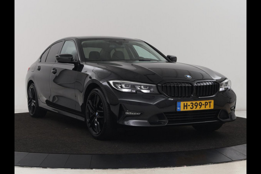 BMW 3-serie 320i Executive | Sport Line | Half leder | Sportstoelen | Carplay | Live Cockpit | Full LED | Navigatie | Parkeerhulp | 18'' | DAB | Climate control | Bluetooth | Cruise control