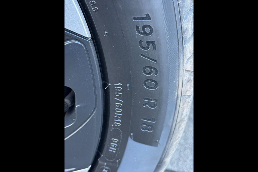 Citroën C4 1.2 PureTech Feel - 58.000KM - Apple CarPlay / Navigatie I Airco I PDC/Camera I LED I Dealer onderhouden