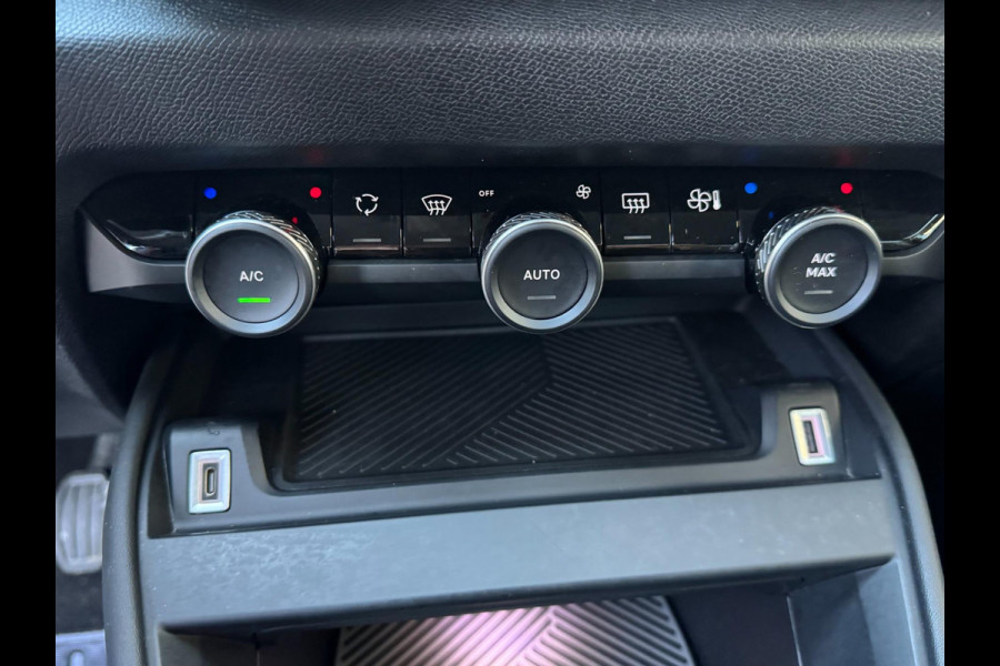 Citroën C4 1.2 PureTech Feel - 58.000KM - Apple CarPlay / Navigatie I Airco I PDC/Camera I LED I Dealer onderhouden