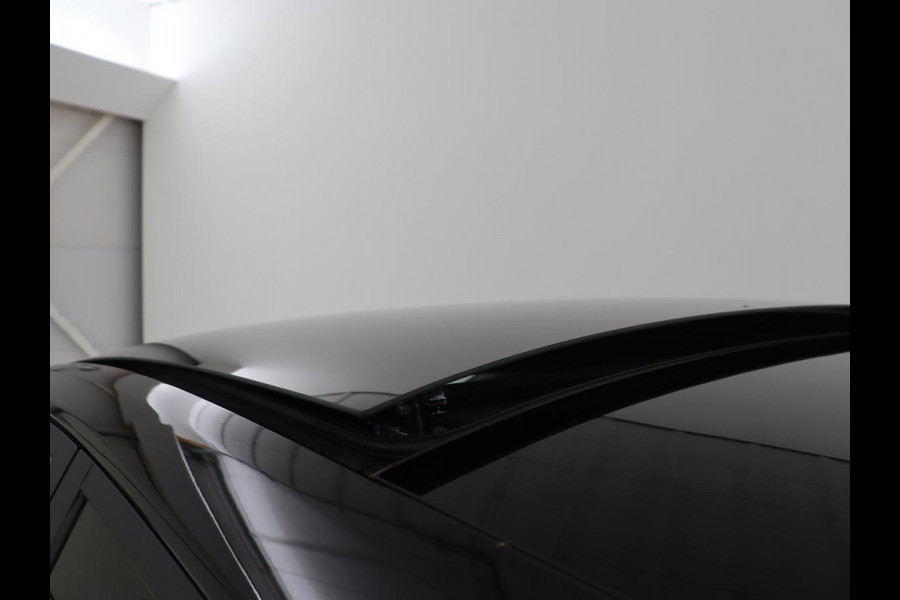 Ford Puma 1.0 EcoBoost Hybrid ST-Line X First Edition | Panoramadak | Stoelverwarming | Camera | Half leder | Carplay | Navigatie | Adaptive cruise | Keyless | Full LED | B&O Sound | Climate control