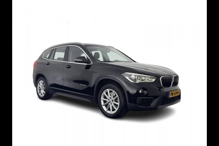 BMW X1 sDrive20i Executive (INCL-BTW) Aut. *LED-LIGHTS | NAVI-FULLMAP | COMFORT-SEATS | ECC | PDC | CRUISE | TOWBAR | 17''ALU*