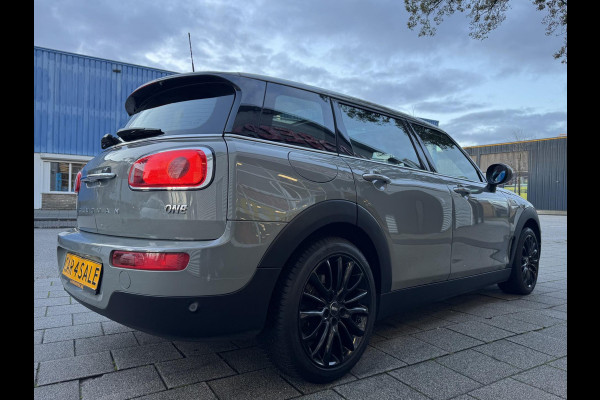 MINI Clubman 1.5 One Pepper II - Panorama dak I Airco I Sport velgen I PDC I Dealer onderhouden