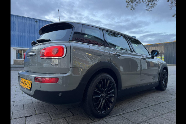 MINI Clubman 1.5 One Pepper II - Panorama dak I Airco I Sport velgen I PDC I Dealer onderhouden