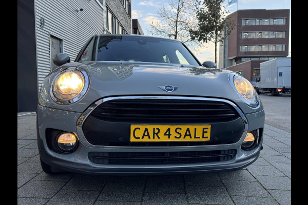 MINI Clubman 1.5 One Pepper II - Panorama dak I Airco I Sport velgen I PDC I Dealer onderhouden
