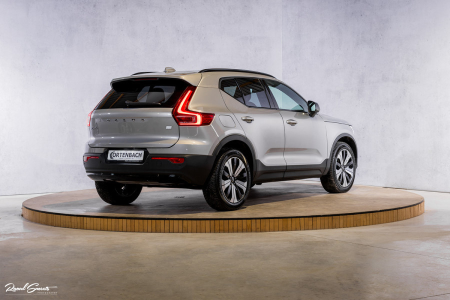 Volvo XC40 1.5 T4 Plug-in hybrid Ultimate Dark | Panorama dak | Cruise control | Harman Kardon | Memory |