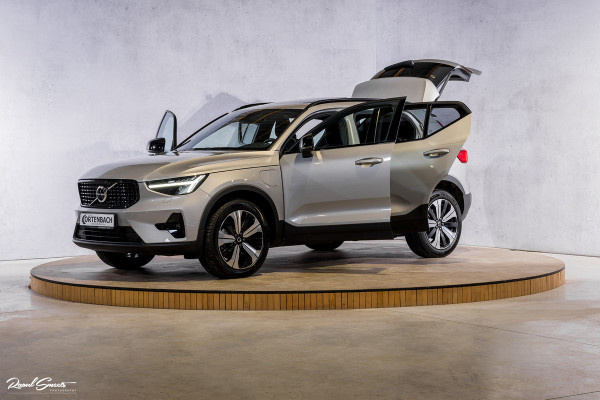 Volvo XC40 1.5 T4 Plug-in hybrid Ultimate Dark | Panorama dak | Cruise control | Harman Kardon | Memory |