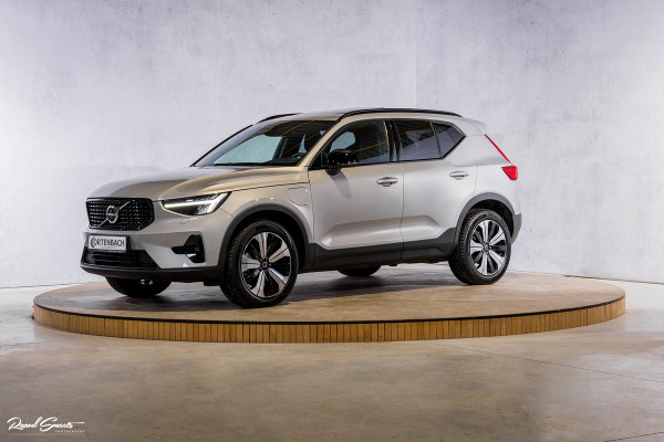 Volvo XC40 1.5 T4 Plug-in hybrid Ultimate Dark | Panorama dak | Cruise control | Harman Kardon | Memory |