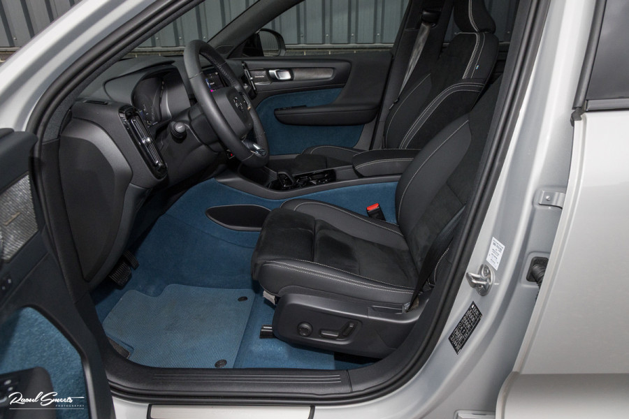 Volvo XC40 1.5 T4 Plug-in hybrid Ultimate Dark | Panorama dak | Cruise control | Harman Kardon | Memory |