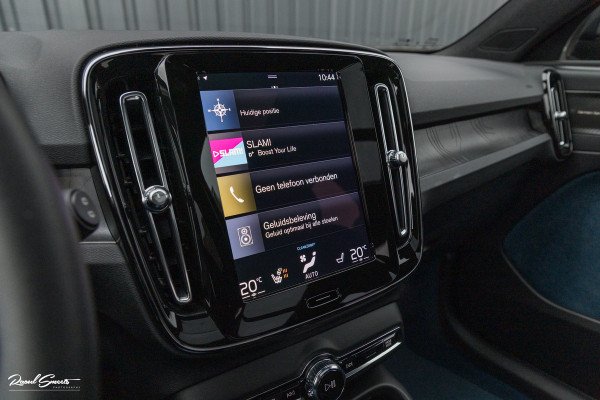 Volvo XC40 1.5 T4 Plug-in hybrid Ultimate Dark | Panorama dak | Cruise control | Harman Kardon | Memory |