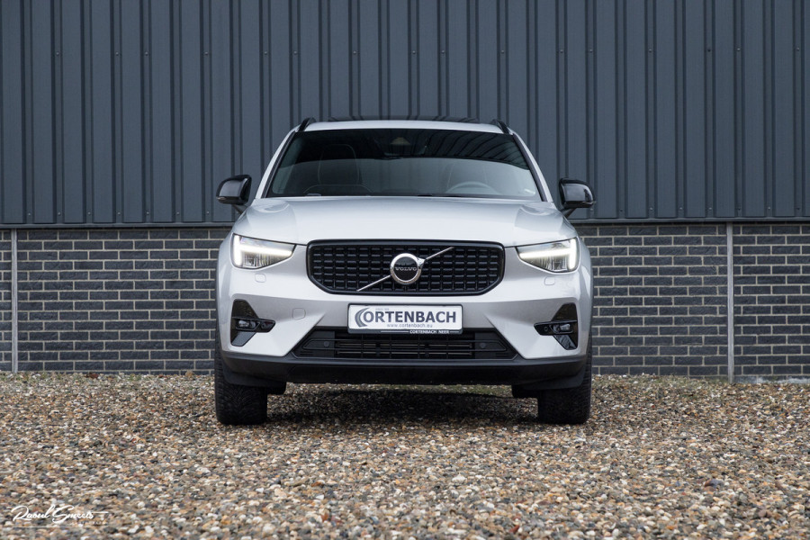 Volvo XC40 1.5 T4 Plug-in hybrid Ultimate Dark | Panorama dak | Cruise control | Harman Kardon | Memory |