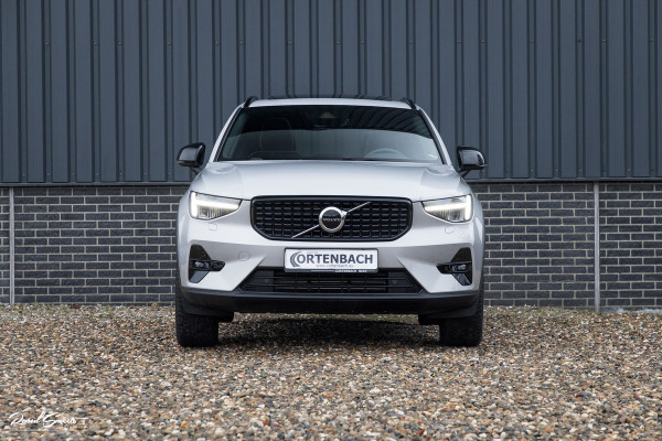 Volvo XC40 1.5 T4 Plug-in hybrid Ultimate Dark | Panorama dak | Cruise control | Harman Kardon | Memory |